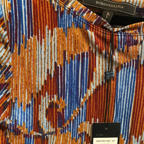 NWT BCBGMaxAzria top - Picture 3 of 5